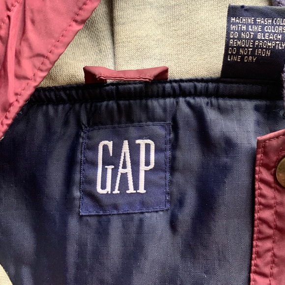 Gap Windbreaker - Picture 3 of 4
